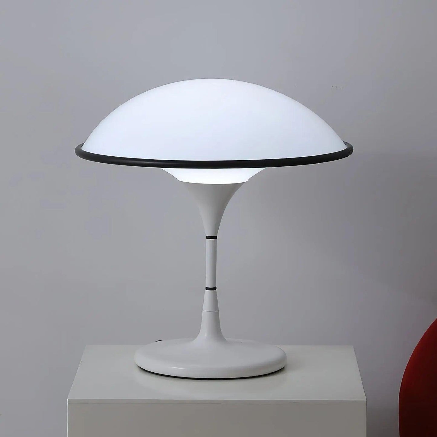 FontanaGlow - Skandinavisk Bordlampe