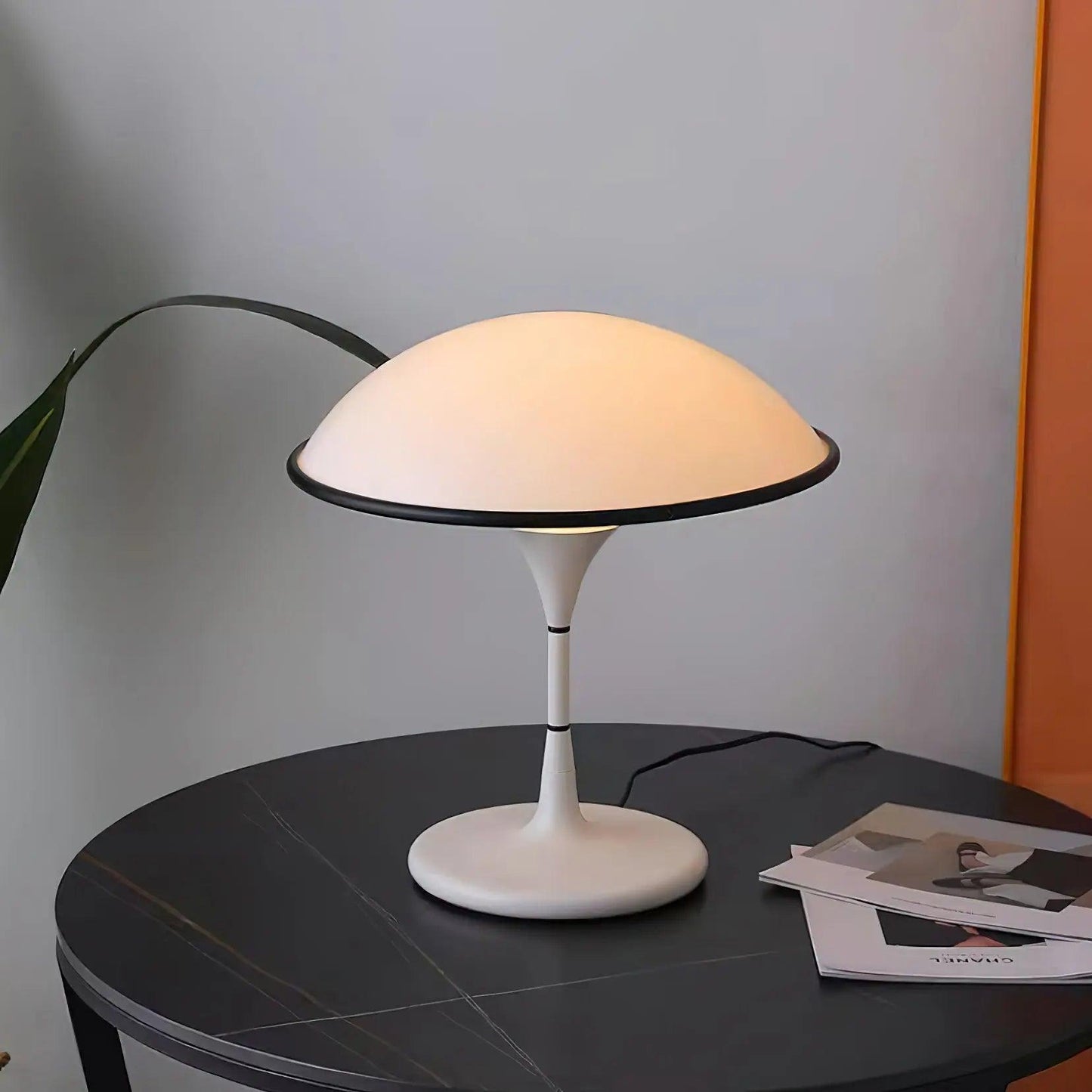 FontanaGlow - Skandinavisk Bordlampe