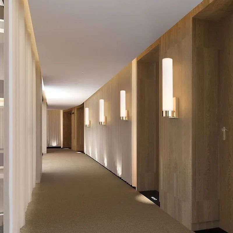 EliteGlow - Minimalistisk gyldent væglampe med LED
