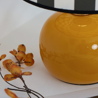 GridAura - Unique Geometric Table Lamp