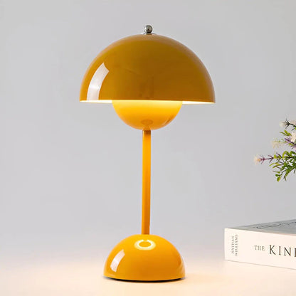 NordicaLight - Elegant Table Lamp