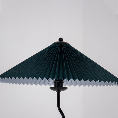 LichtPlissé - Table Lamp with Luxurious Pleated Shade and Wooden Base
