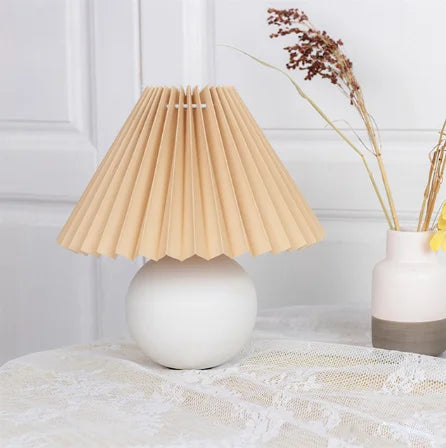AmberWeave – Håndlaget bambusbordlampe i vintage stil