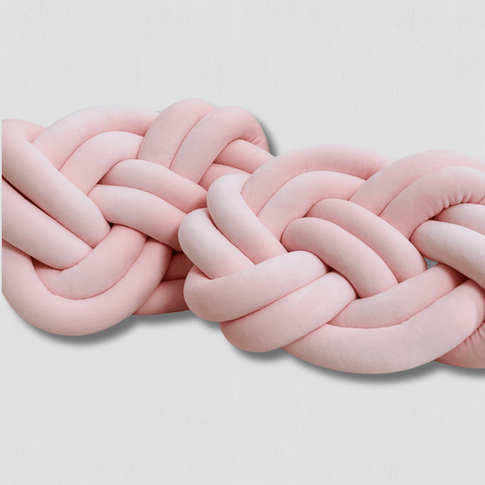 SnugKnot - Stilvolle Wohnzimmerkissen