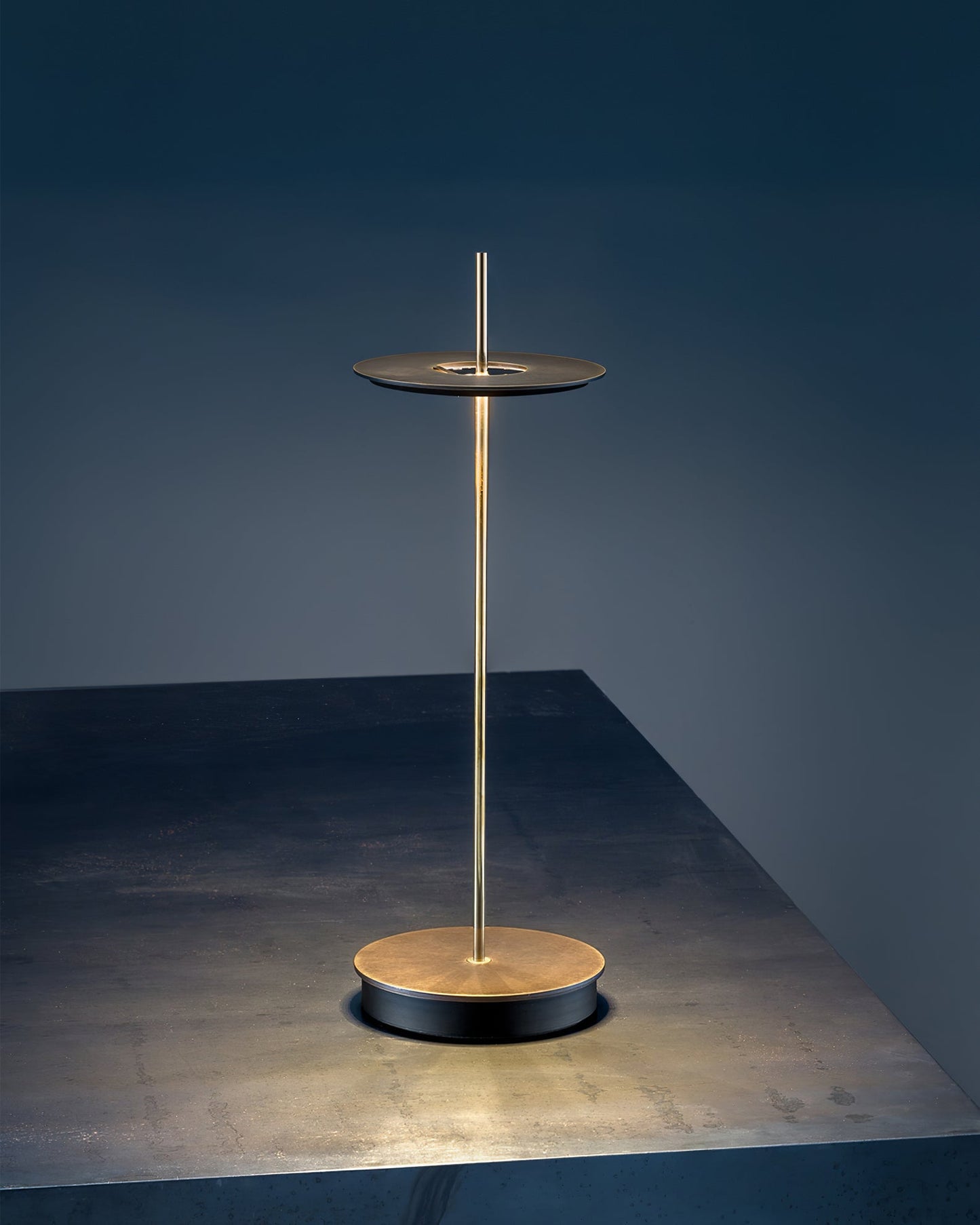 GiuliettaLuxe - Bordlampe med subtil charme og intim atmosfære