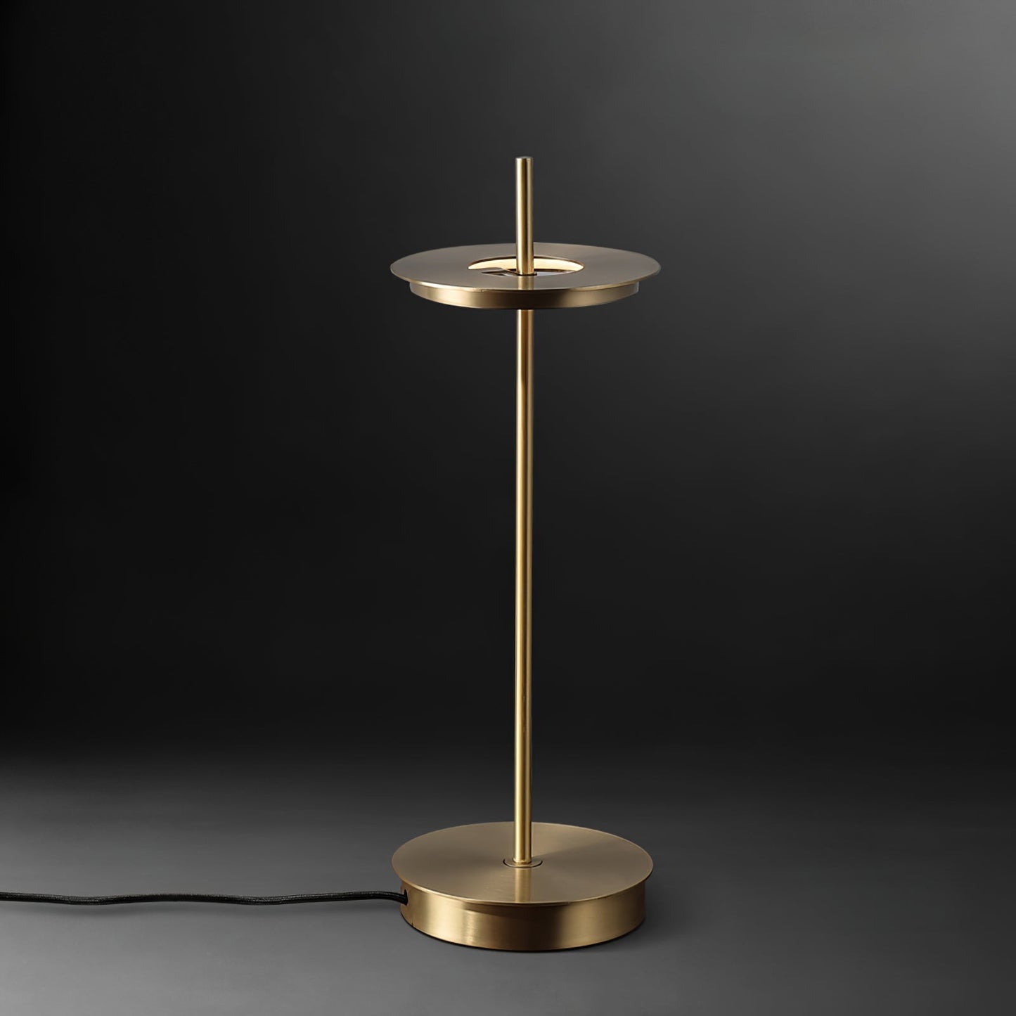 GiuliettaLuxe - Bordlampe med subtil charme og intim atmosfære