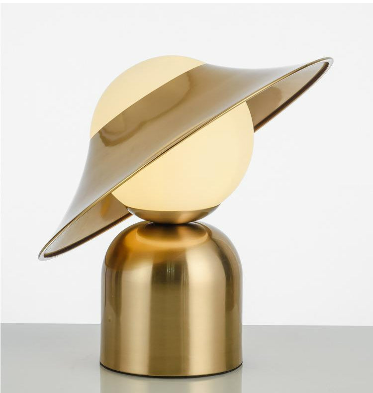 NordicGlow - Guld Stil Bordlampe