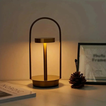 RetroEssence - Vintage bordlampe med tidløs stil