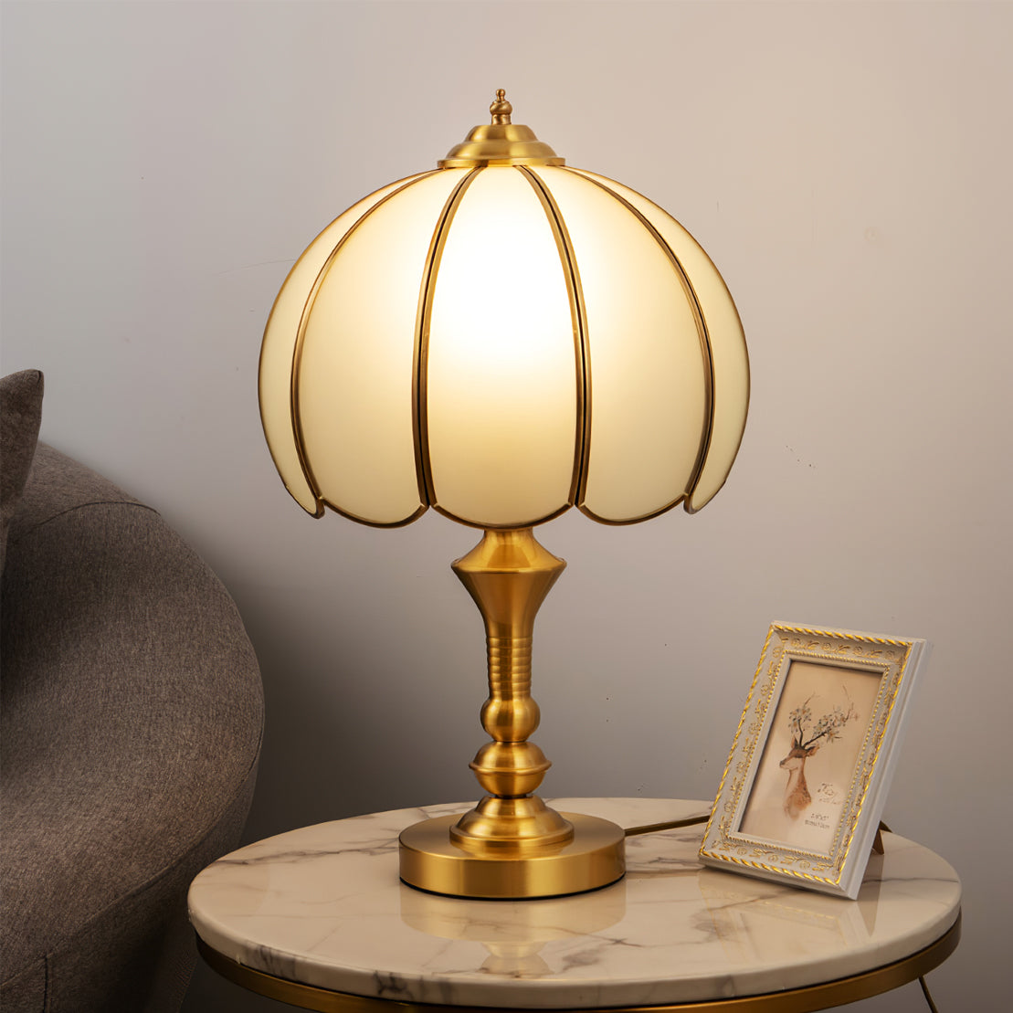 LuxeBrass – Retro Design Table Lamp with White Finish