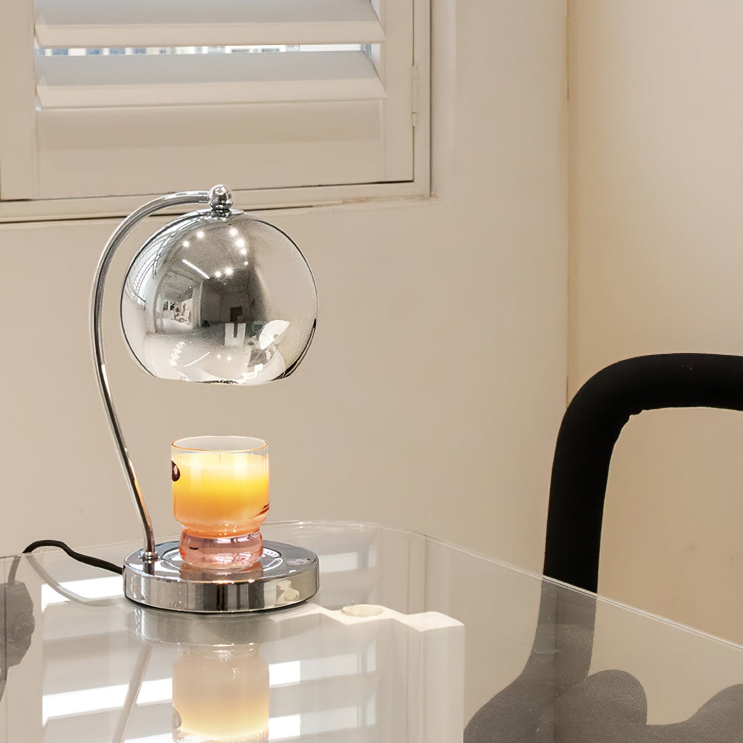 CandleGlow - Tafellamp met kaarslicht en moderne afwerking