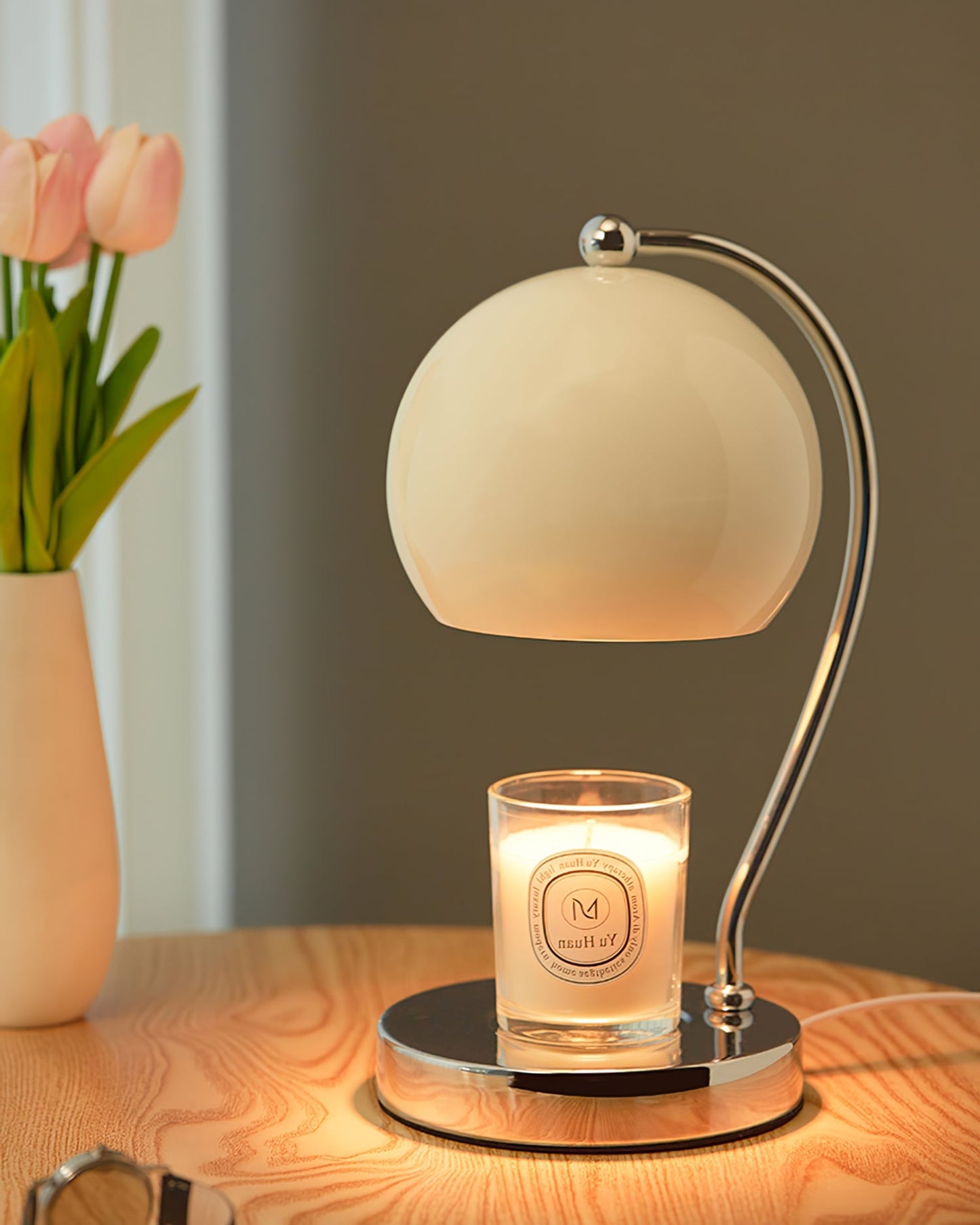 CandleGlow - Tafellamp met kaarslicht en moderne afwerking