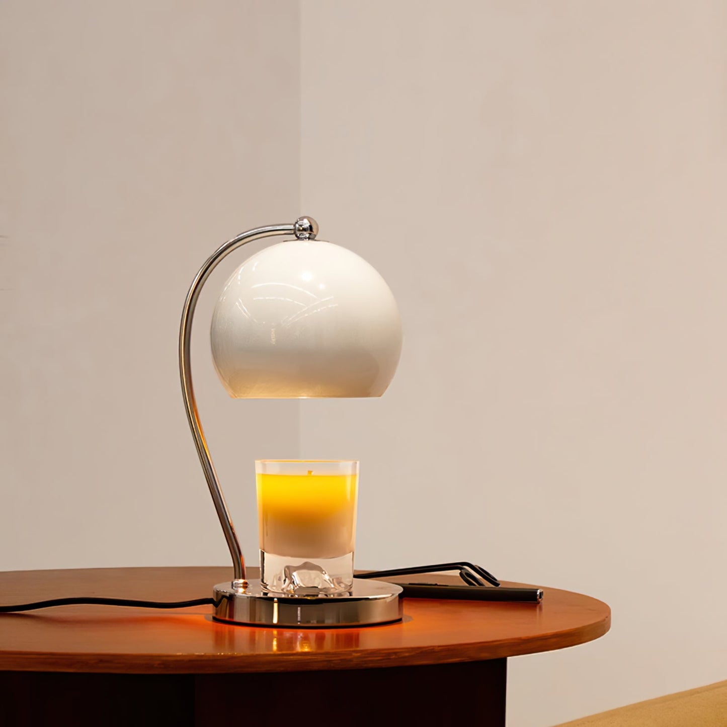 CandleGlow - Tafellamp met kaarslicht en moderne afwerking