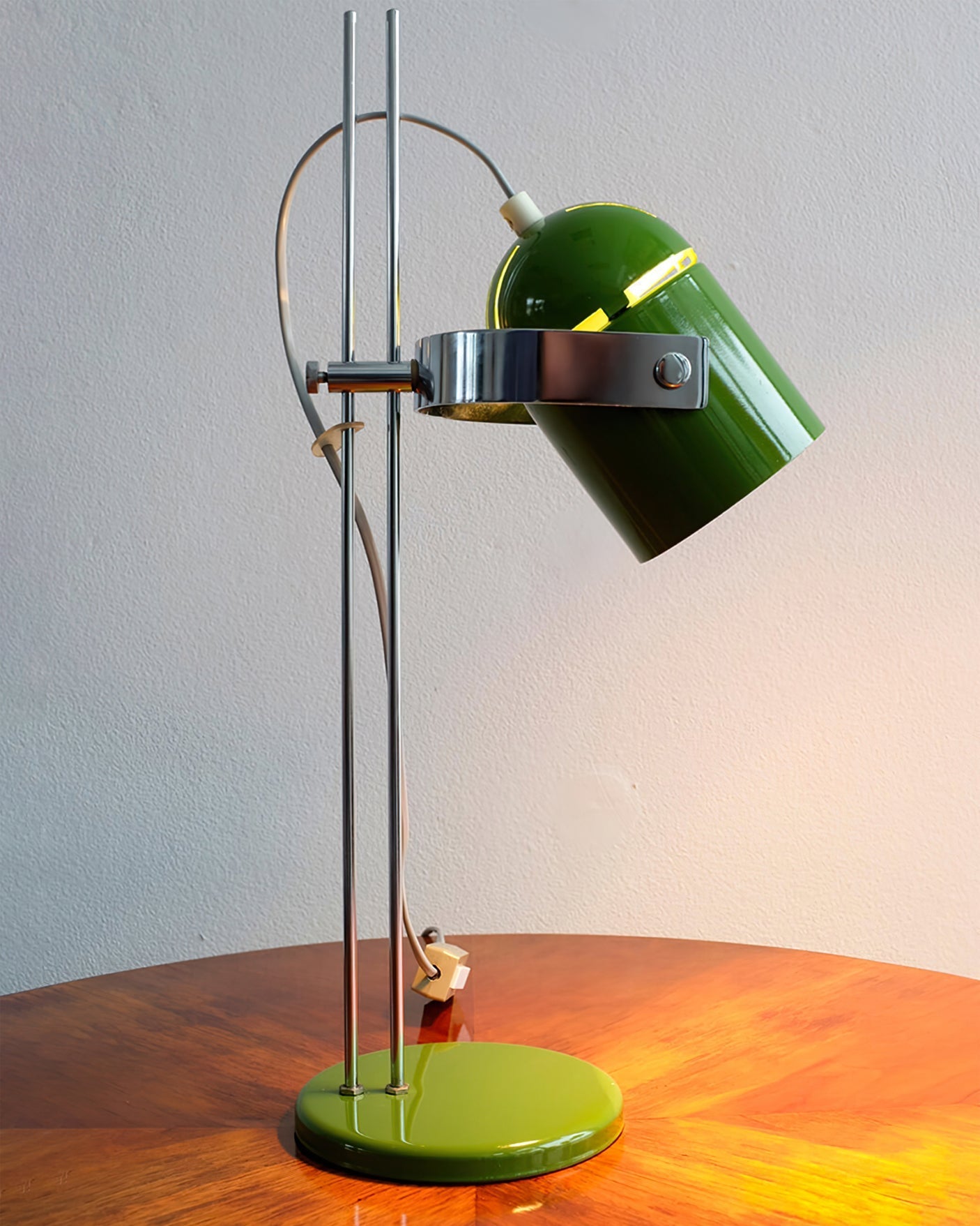 CombiGlow - Bordlampe med fleksibel form og omgivende glød