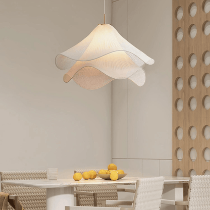 SerenityGlow | Beruhigende Außenbeleuchtung mit Stil
