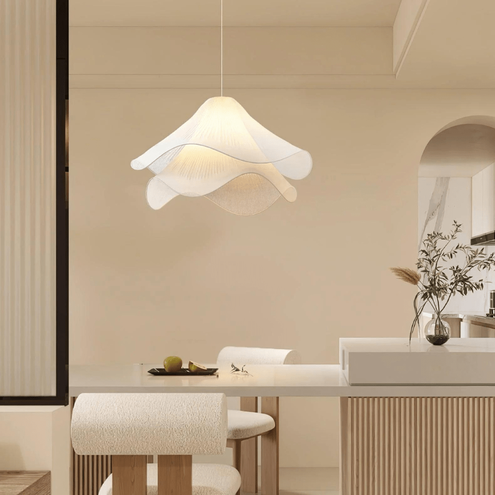 SerenityGlow | Beruhigende Außenbeleuchtung mit Stil