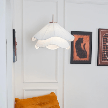 SerenityGlow | Beruhigende Außenbeleuchtung mit Stil