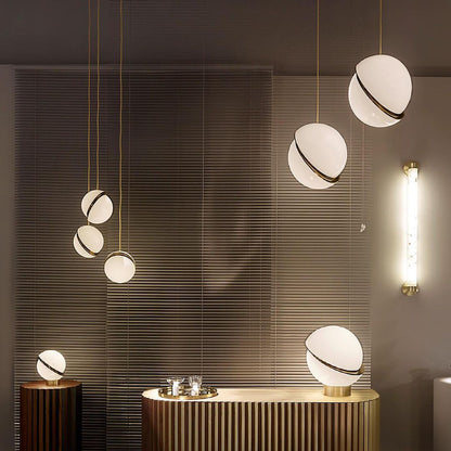 HalveMaanLuxe - Tischlampe mit einzigartiger Form und gemütlicher Atmosphäre