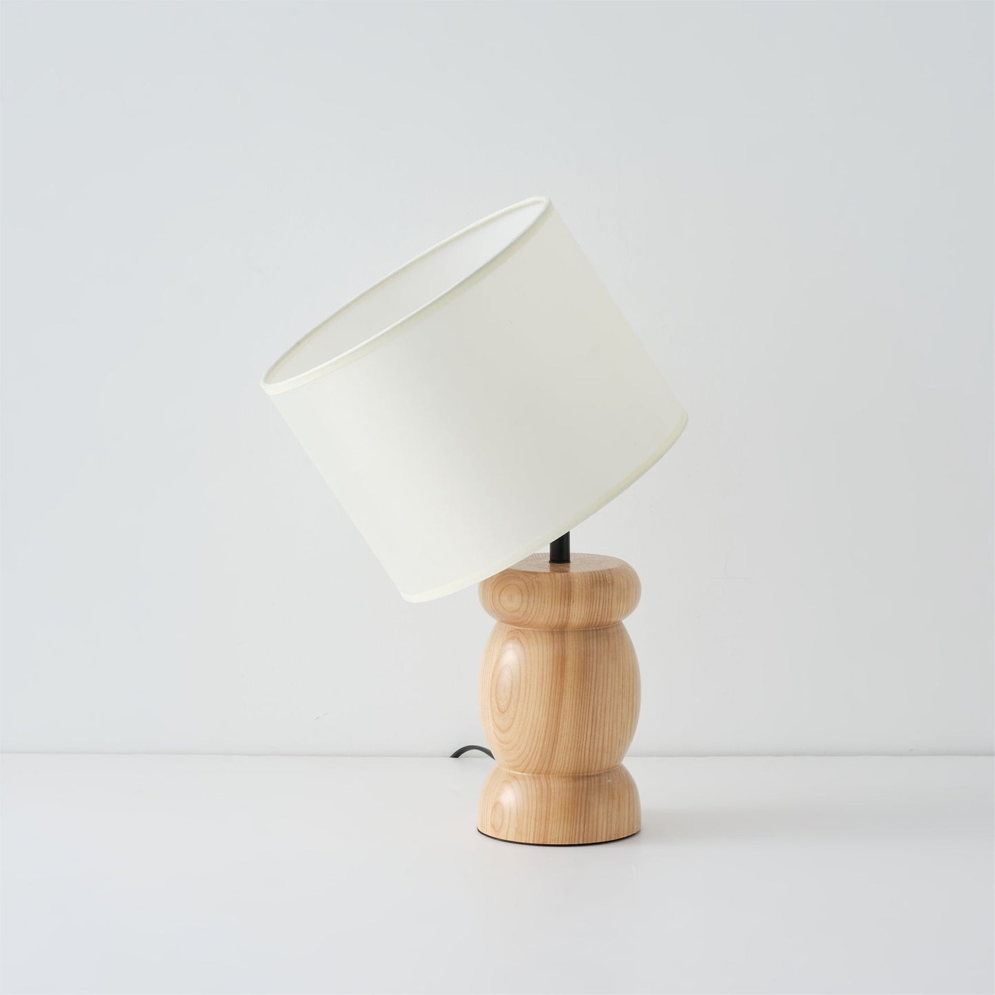 WoodPebble - Lampe de table avec base en bois en forme de pierre et lumière chaude