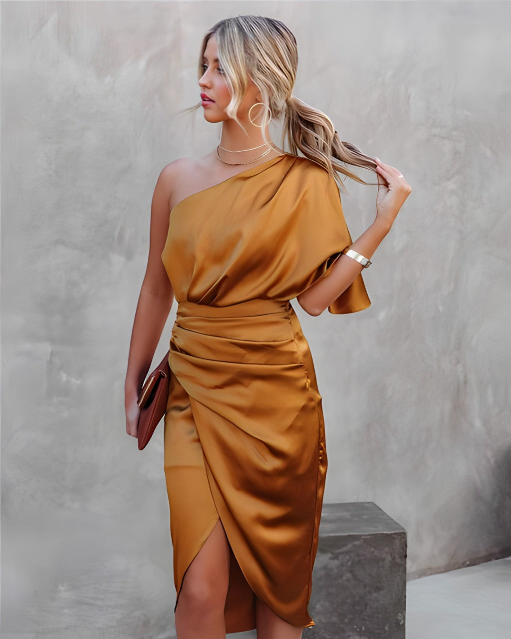 Belle robe de soirée en satin pour femmes – Jessa