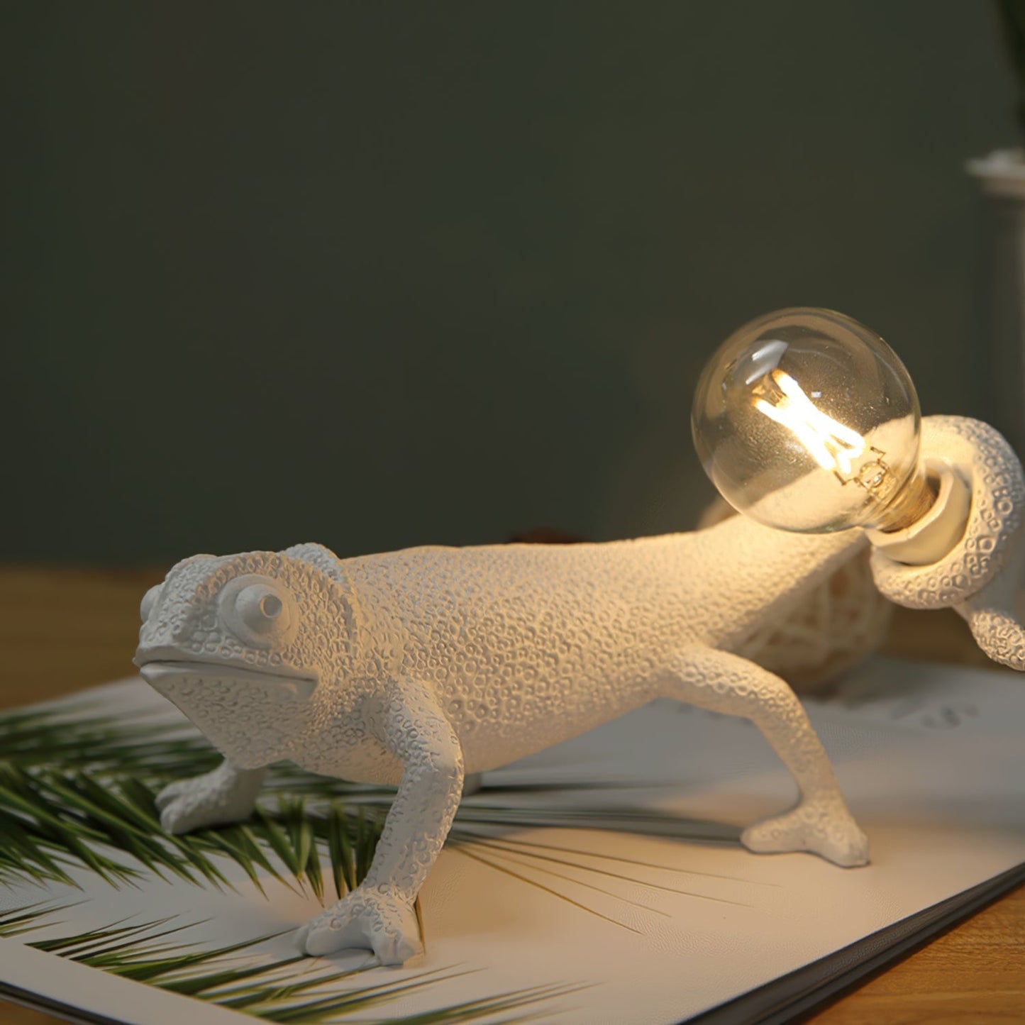 CamouLuxe - Harpiks Bordlampe med Kameleon Stil