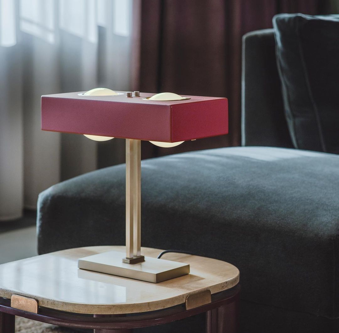 KernelLuxe - Tafellamp met organisch ontwerp en zachte gloed