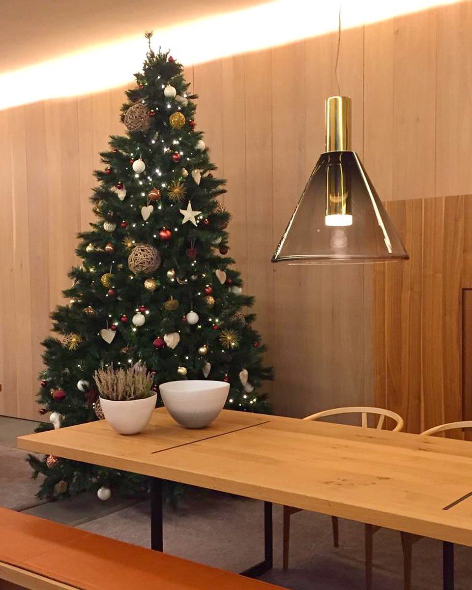 Elegance Glow | Luxe Pendant Light