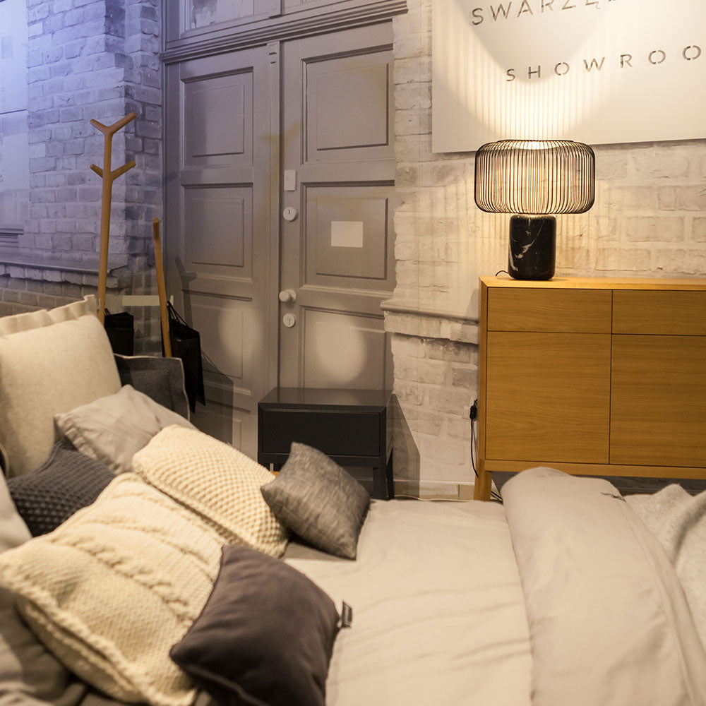 LuxeKeshi - Table Lamp with Modern Base and Subtle Lighting