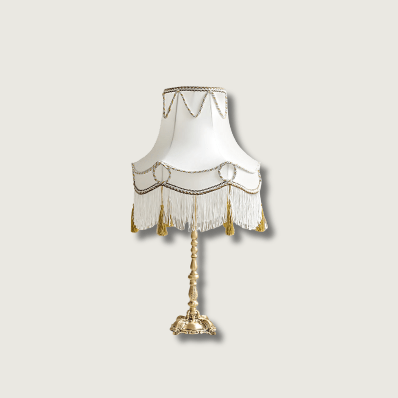 BrassLuxe - Bordlampe med victoriansk atmosfære og gyldne accenter