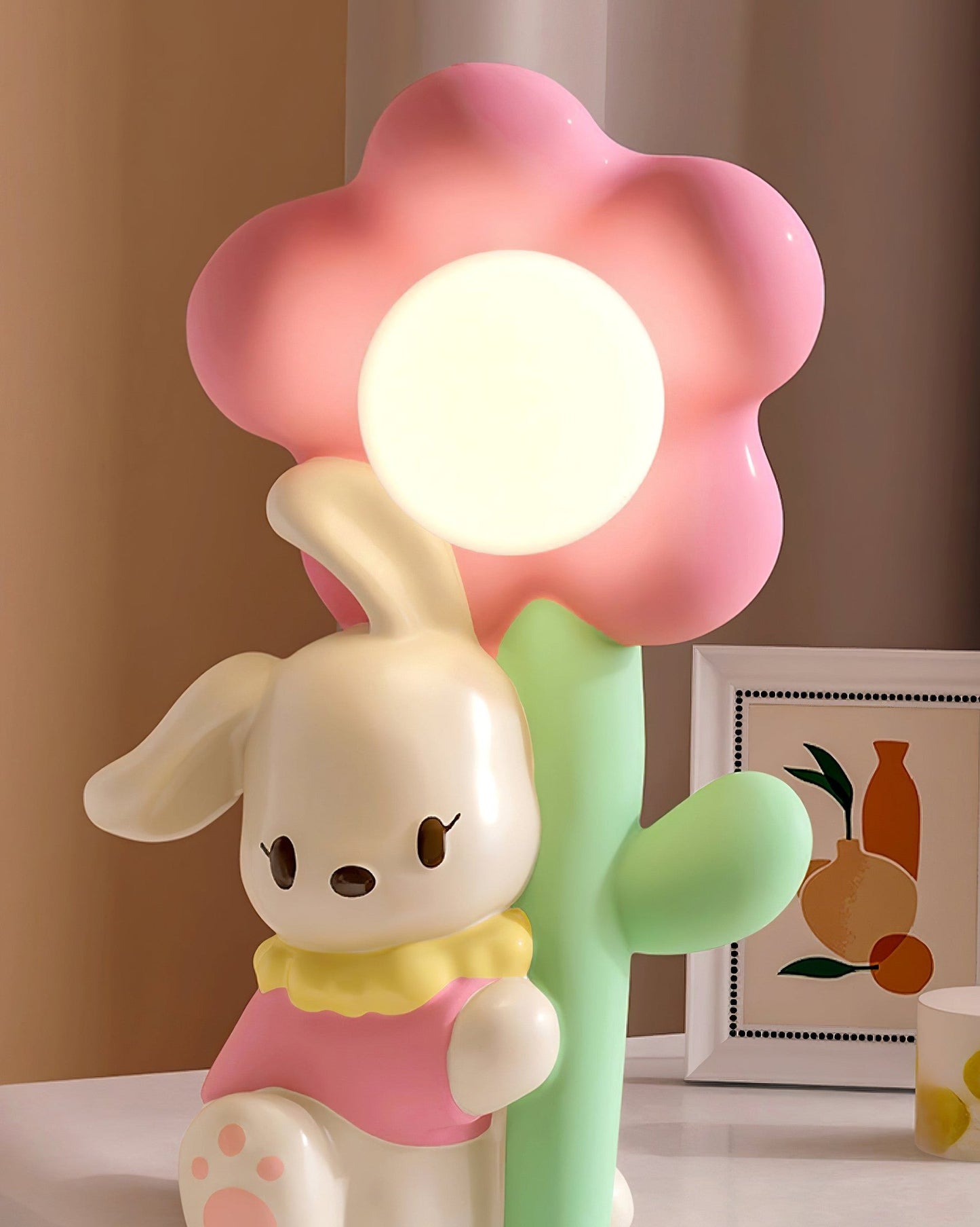 BunnyGlow - Bordlampe med kærlig kanin og blomster mønster