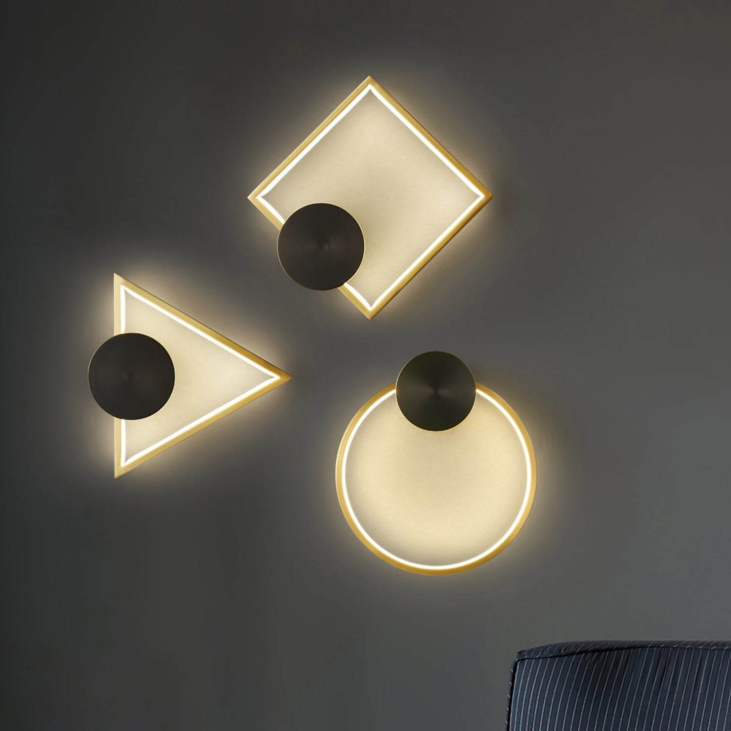 GeoBeam - Væglampe i geometrisk design