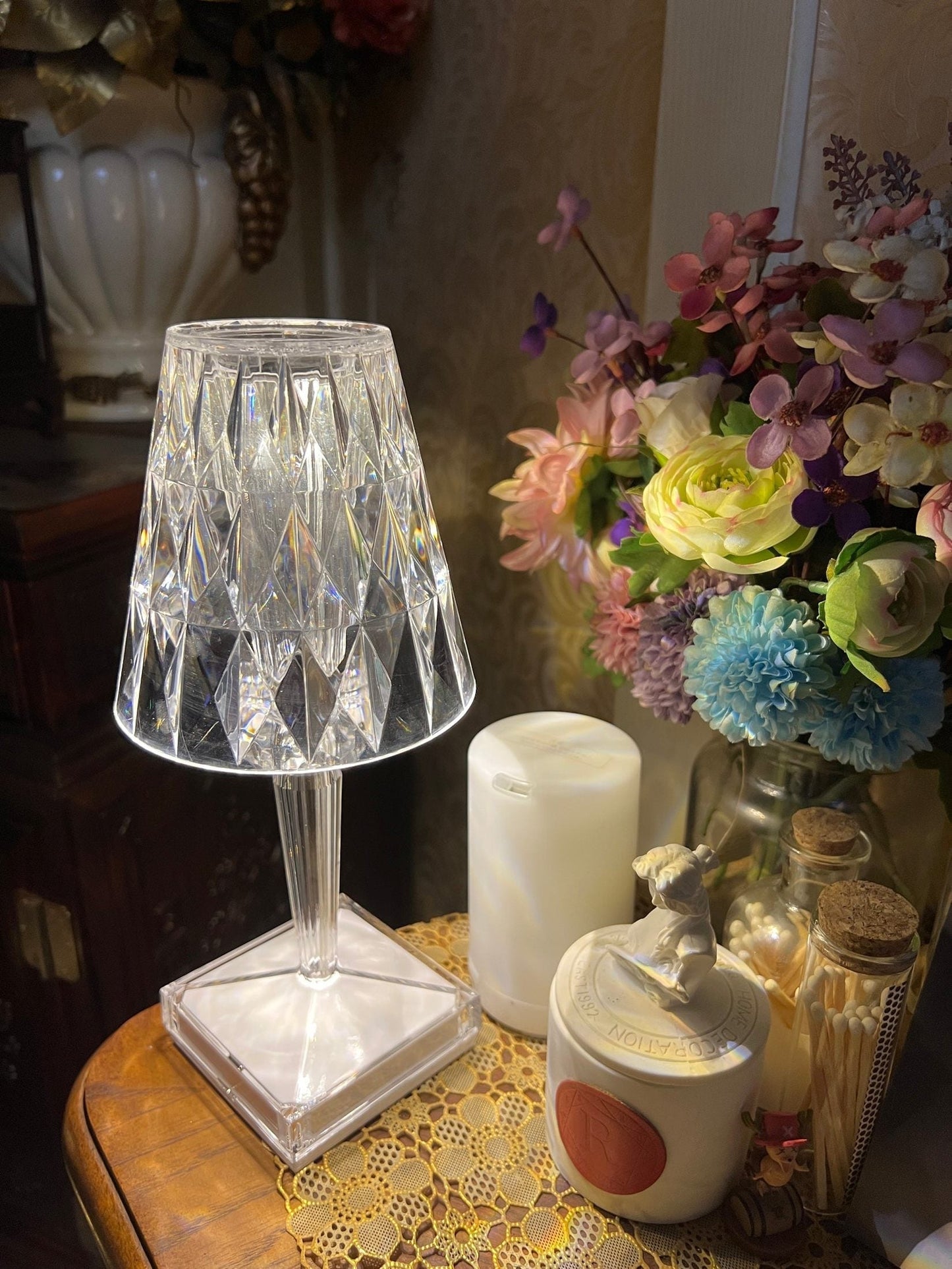SparkLicht - Modern Table Lamp with LED and Glamour Effect