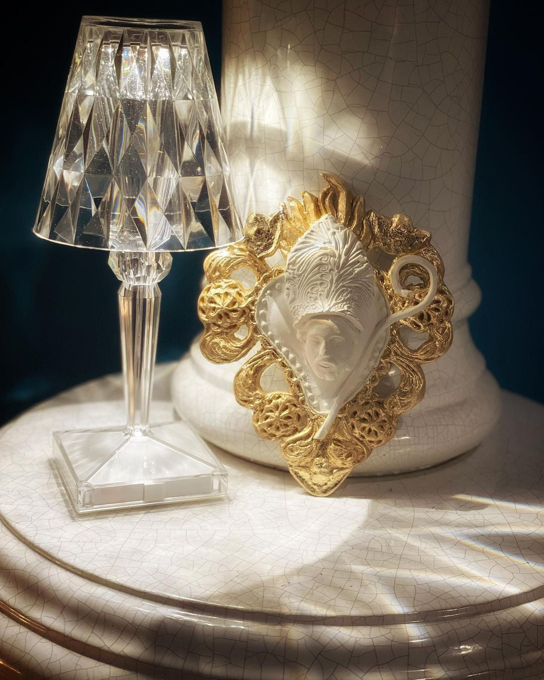 SparkLicht - Modern Table Lamp with LED and Glamour Effect