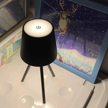 StandGlow - Lampe de table moderne sur trépied