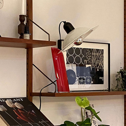 VersaLume – Lampe de table avec abat-jour réglable