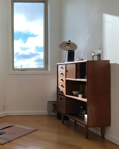 VersaLume – Lampe de table avec abat-jour réglable