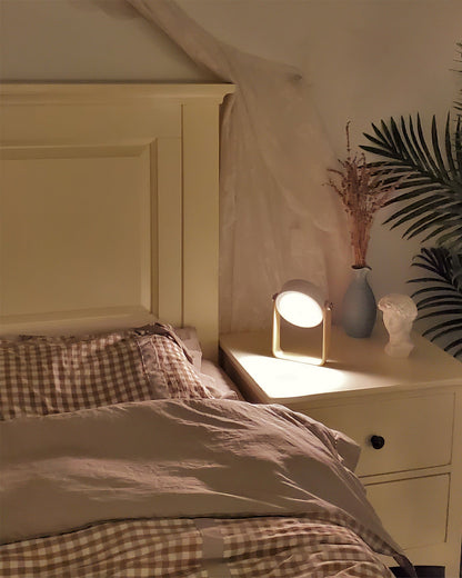 LanternLuxe - Lampe de table lanterne portable avec une lueur chaleureuse et un design élégant