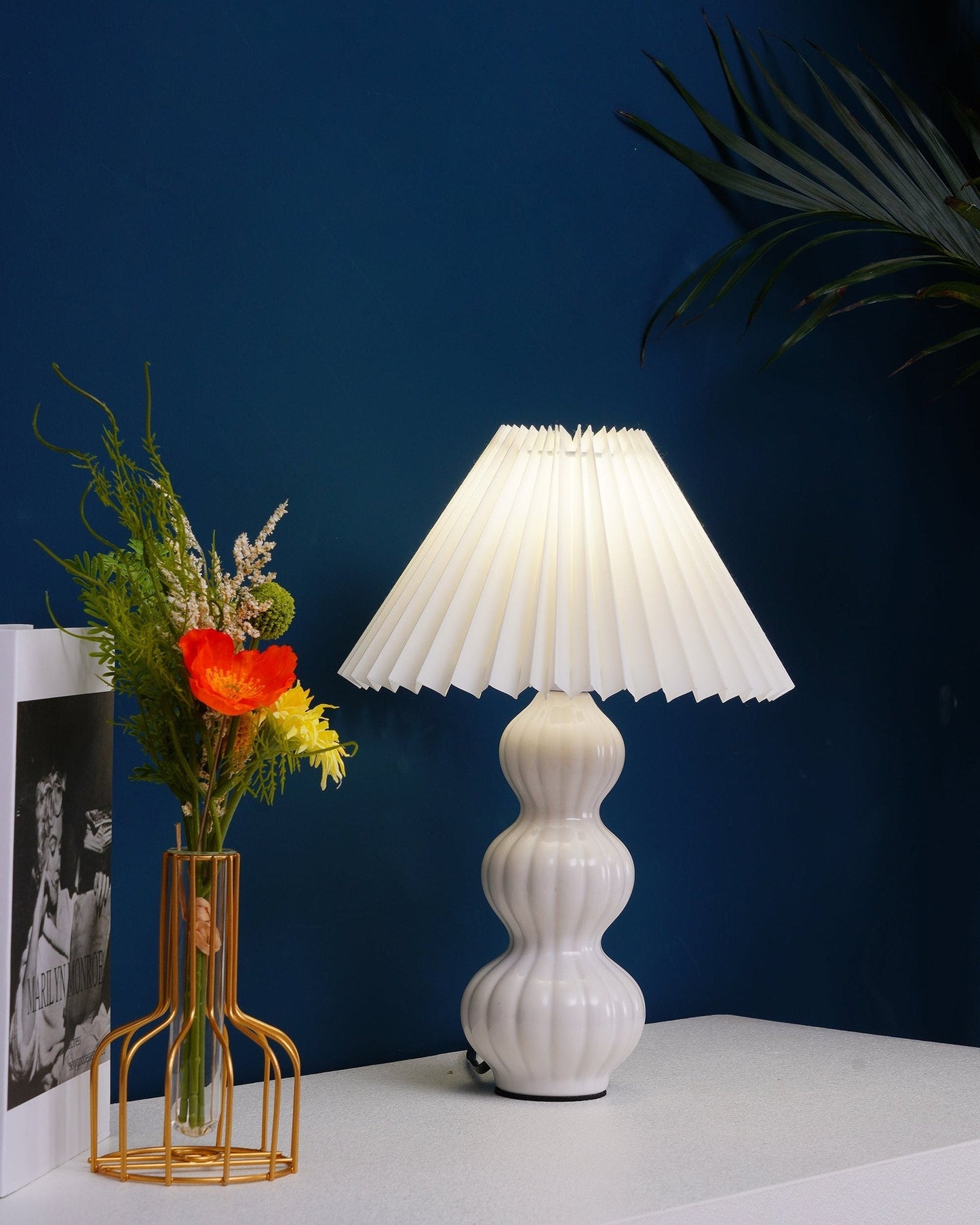 LunaLuxe - Table Lamp with Pleated Style and Pleasant Atmosphere