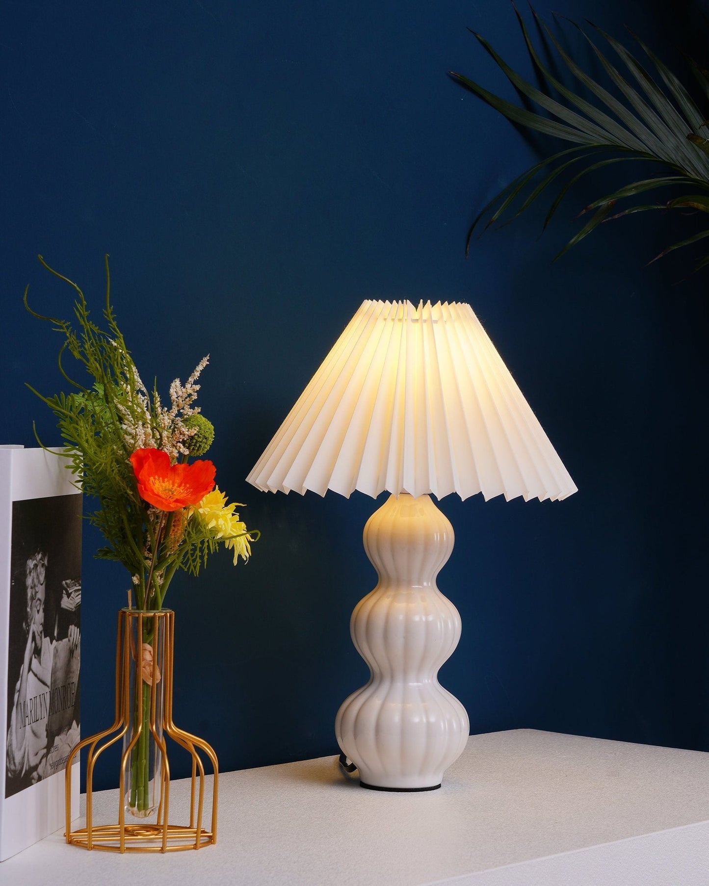 LunaLuxe - Table Lamp with Pleated Style and Pleasant Atmosphere