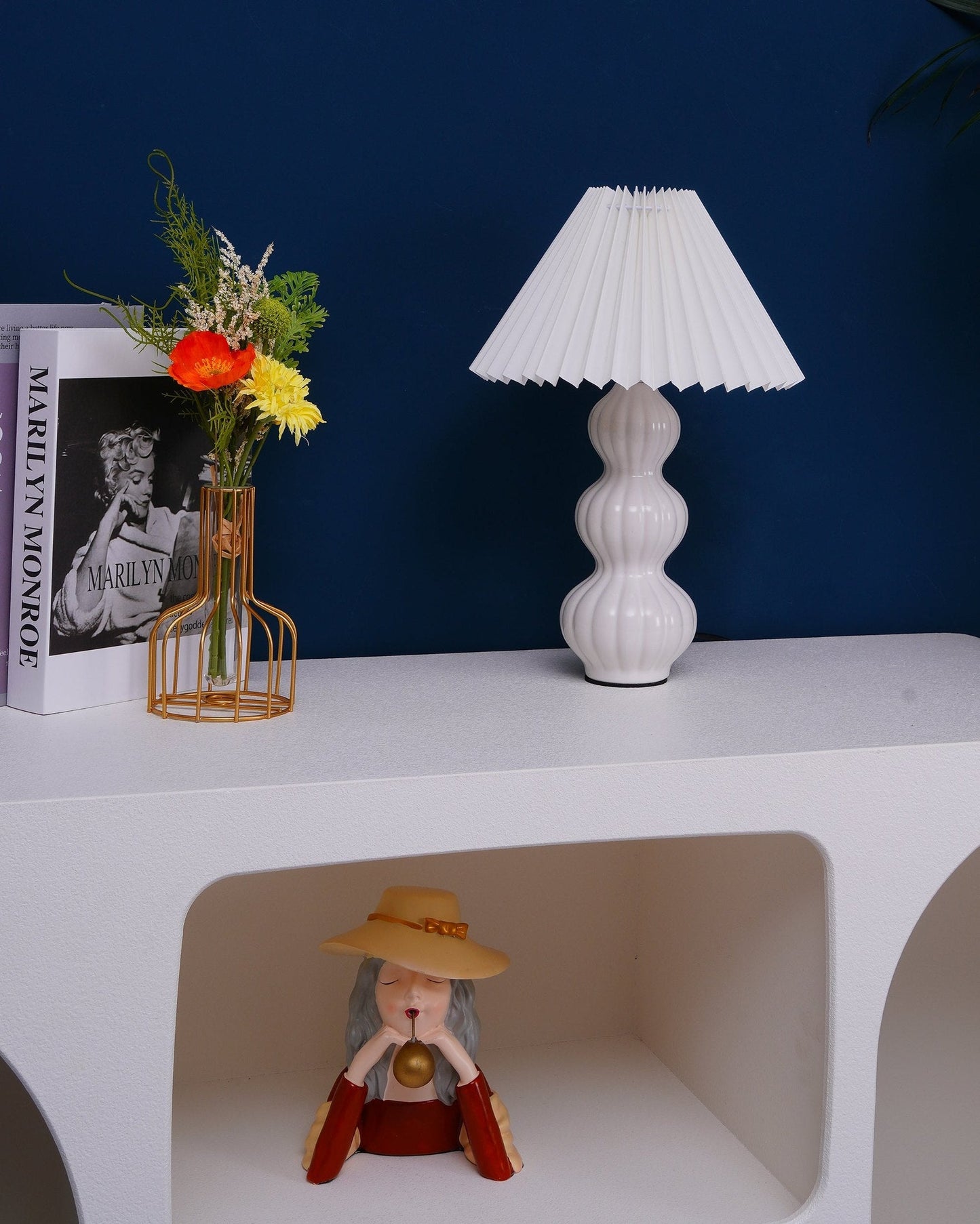 LunaLuxe - Table Lamp with Pleated Style and Pleasant Atmosphere