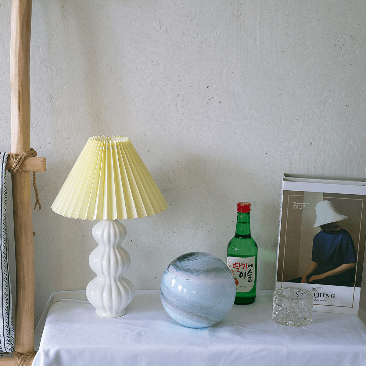 LunaLuxe - Table Lamp with Pleated Style and Pleasant Atmosphere