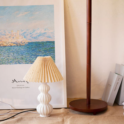 LunaLuxe - Table Lamp with Pleated Style and Pleasant Atmosphere