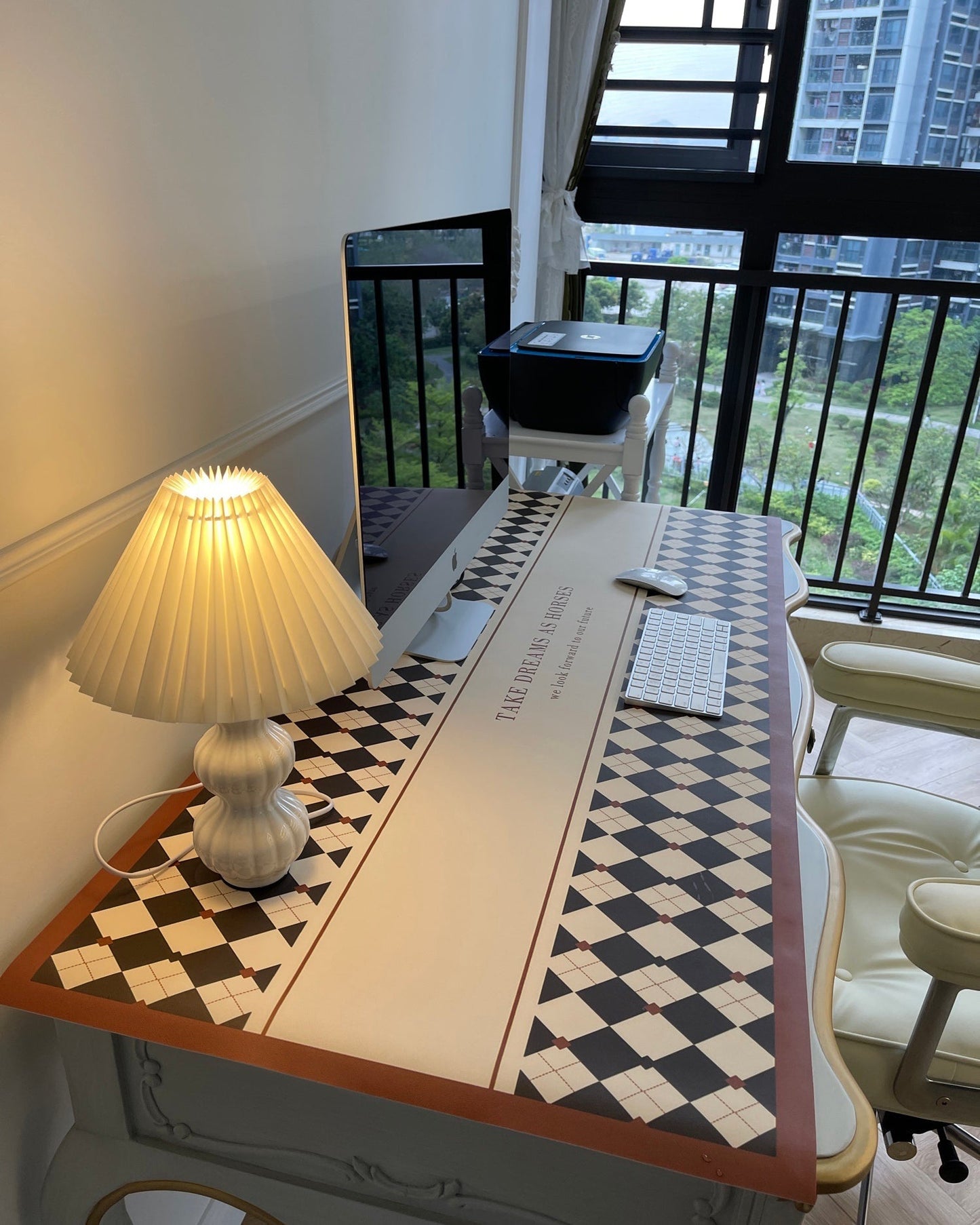 LunaLuxe - Table Lamp with Pleated Style and Pleasant Atmosphere