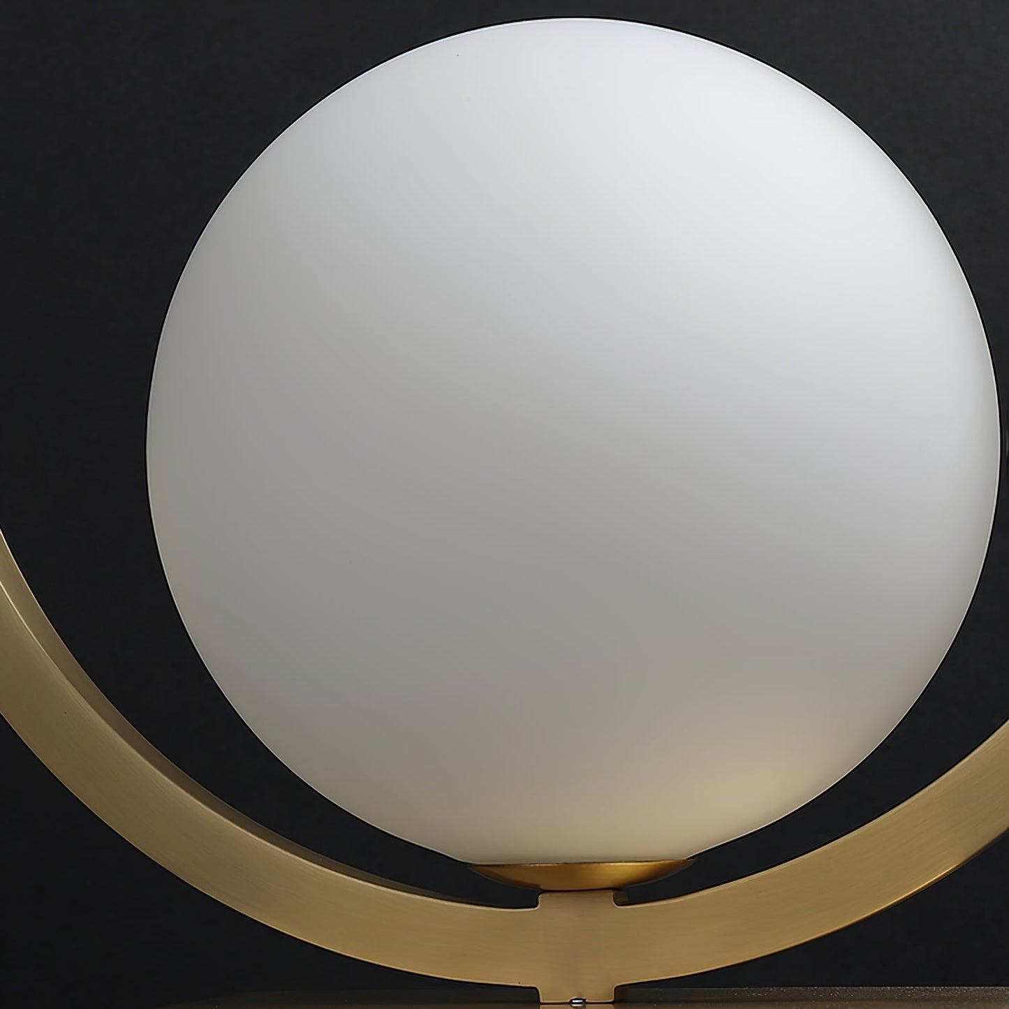 BrassGlow - Table Lamp with Brass Finish and Ambient Light