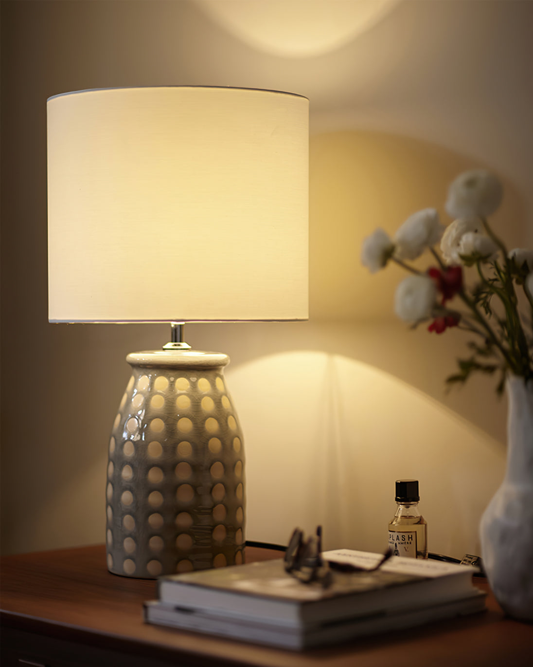 PatternLuxe – Farverig keramisk bordlampe med klassisk design