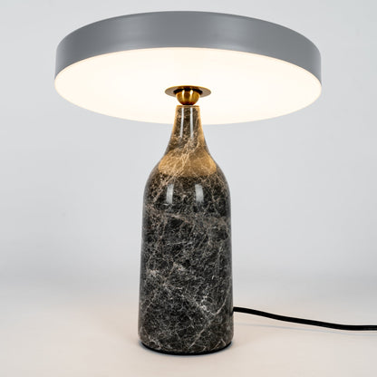 LuxeEddy - Bordlampe med elegant design og subtil lysfordeling