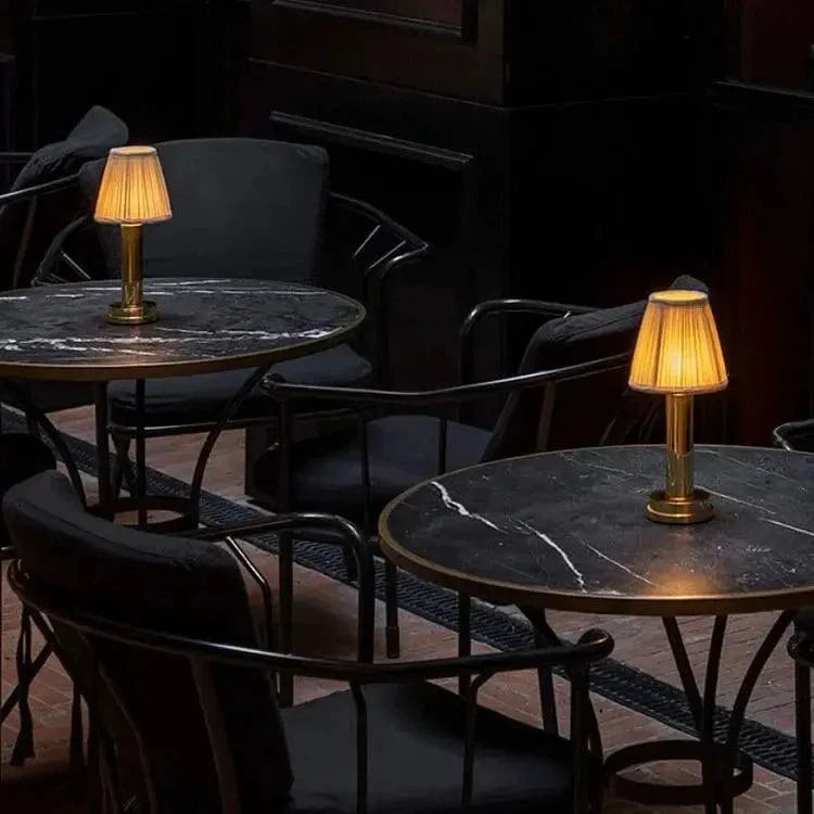 UniShine - Lampe de table sans fil élégante