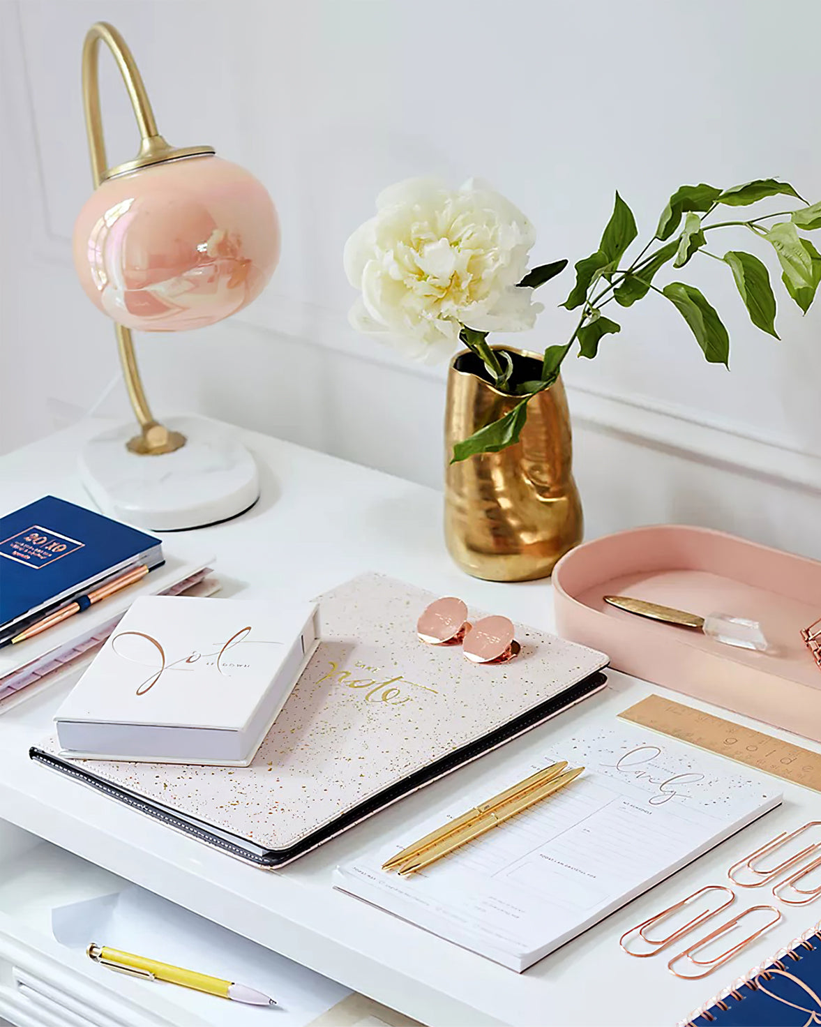 CandyGlow - Legesyg bordlampe med inspiration fra skumfiduser
