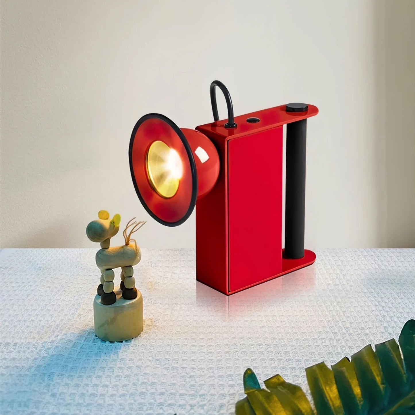 MiniLume - Slank LED bordlampe med magnetisk lyshoved