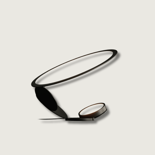 LightSlice - Stilfuld bordlampe med subtile snitdetaljer