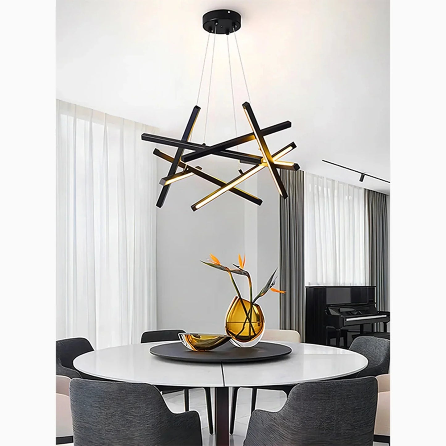 LumoFlow - LED Pendant Light with Abstract Lines